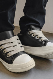CURVEA SNEAKER