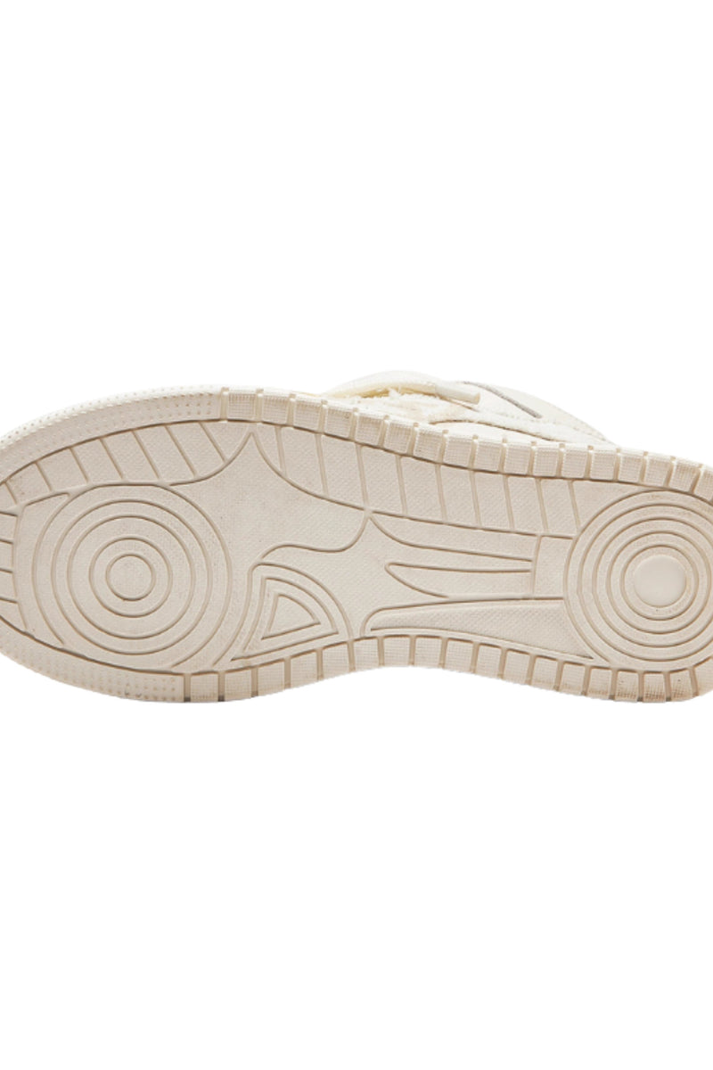 NOVA SNEAKER
