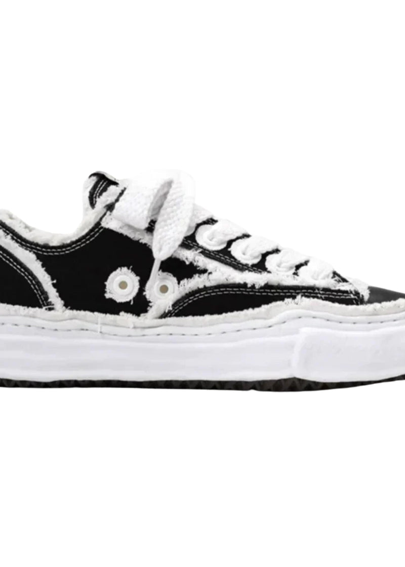 SUTORA SNEAKER