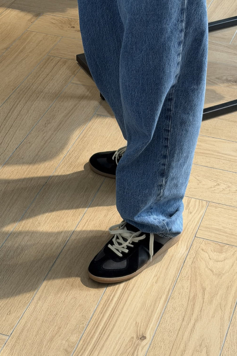 SAINT GAT SNEAKER