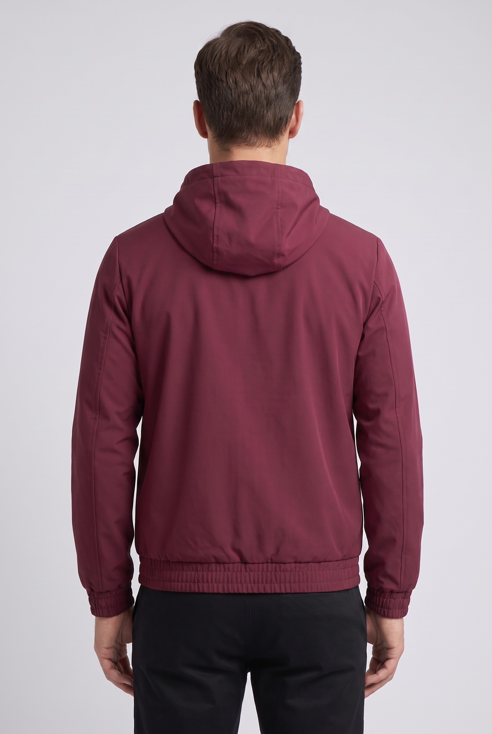 Veste a capuche bordeaux MONVALERE vue de dos : coupe arriere, capuche rabattue et ourlet elastique