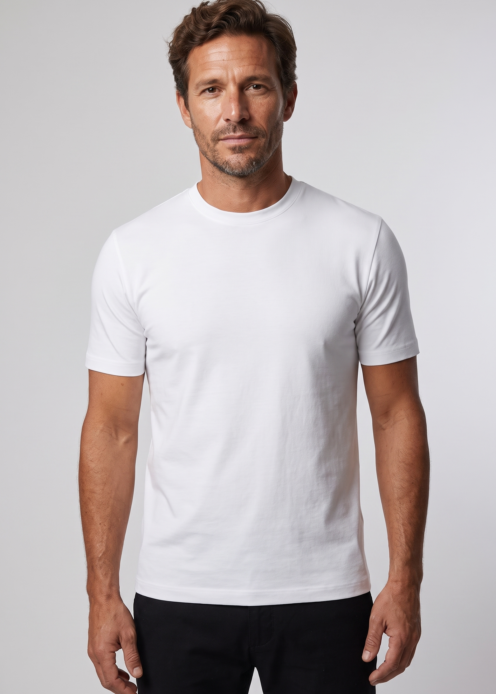 T-shirt blanc MONVALERE porte, vue de face