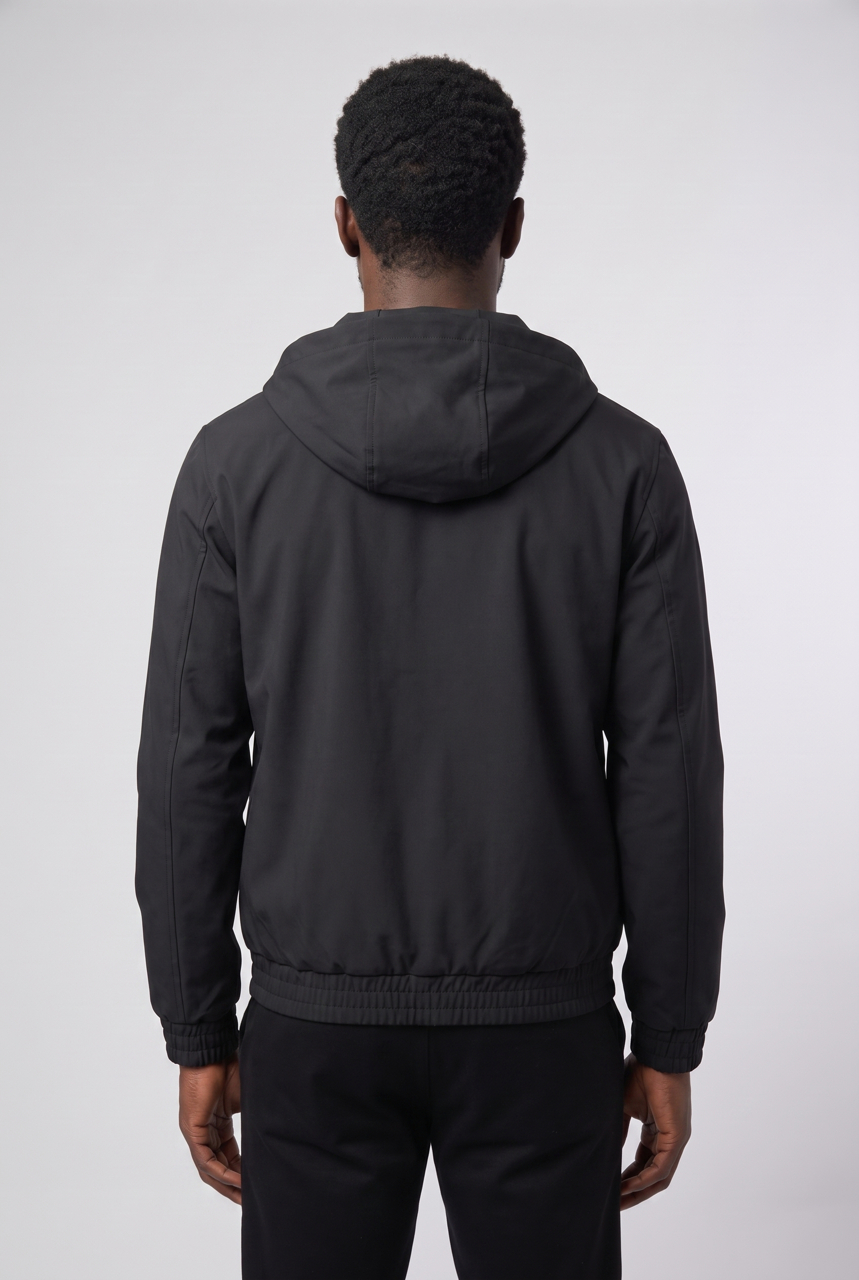 Veste a capuche noire MONVALERE vue de dos