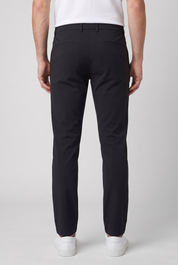 Chino noir MONVALERE vu de dos