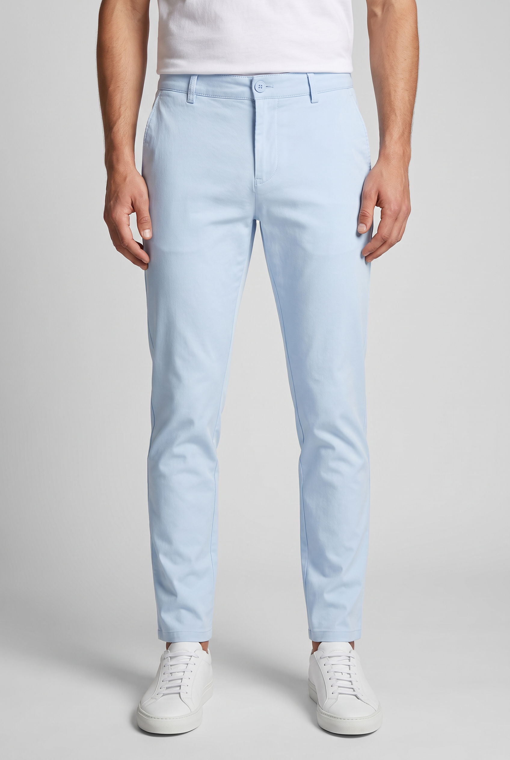 Chino Pants Baby Blue MONVALERE, vue de face