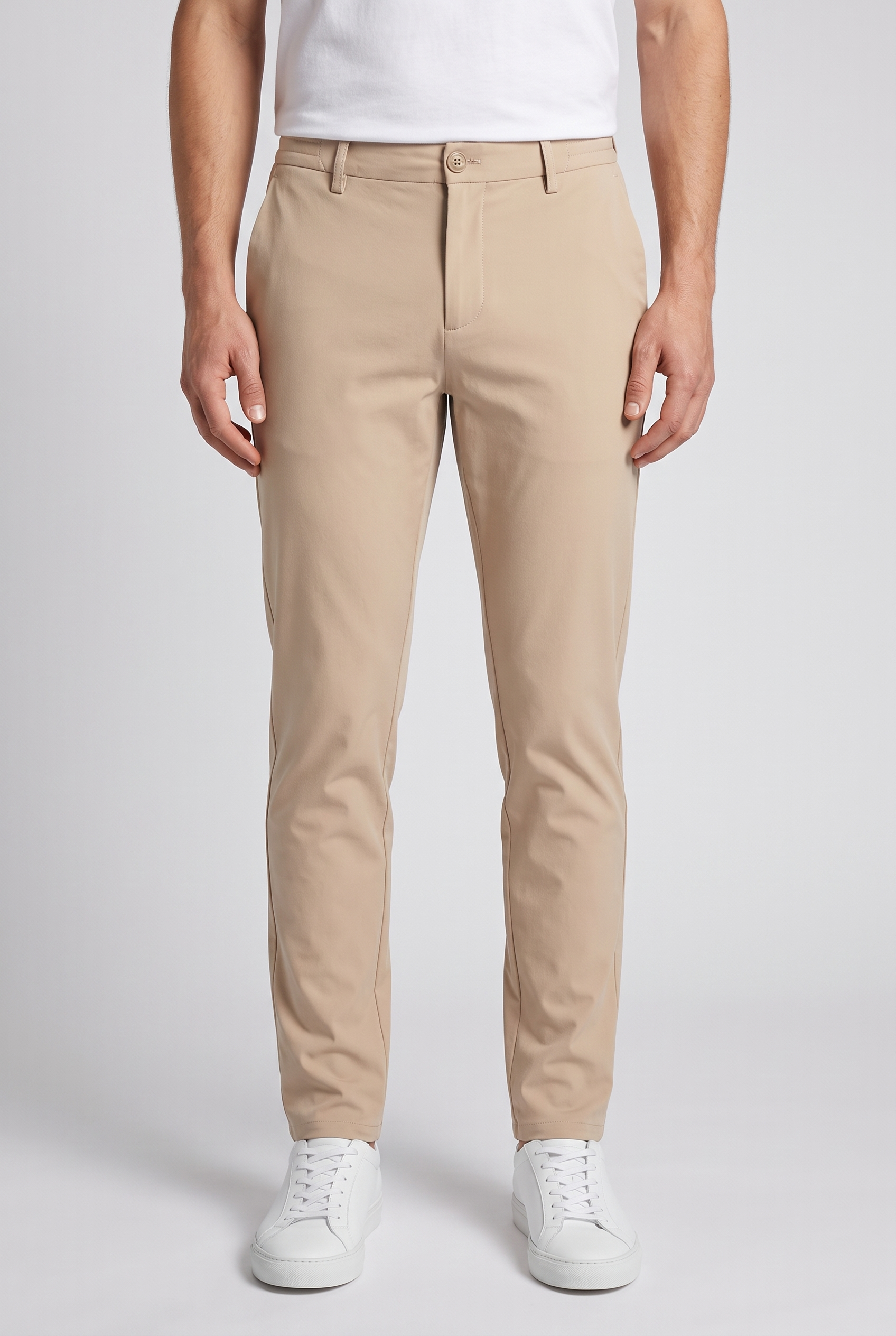 Chino Pants Latte MONVALERE, vue de face