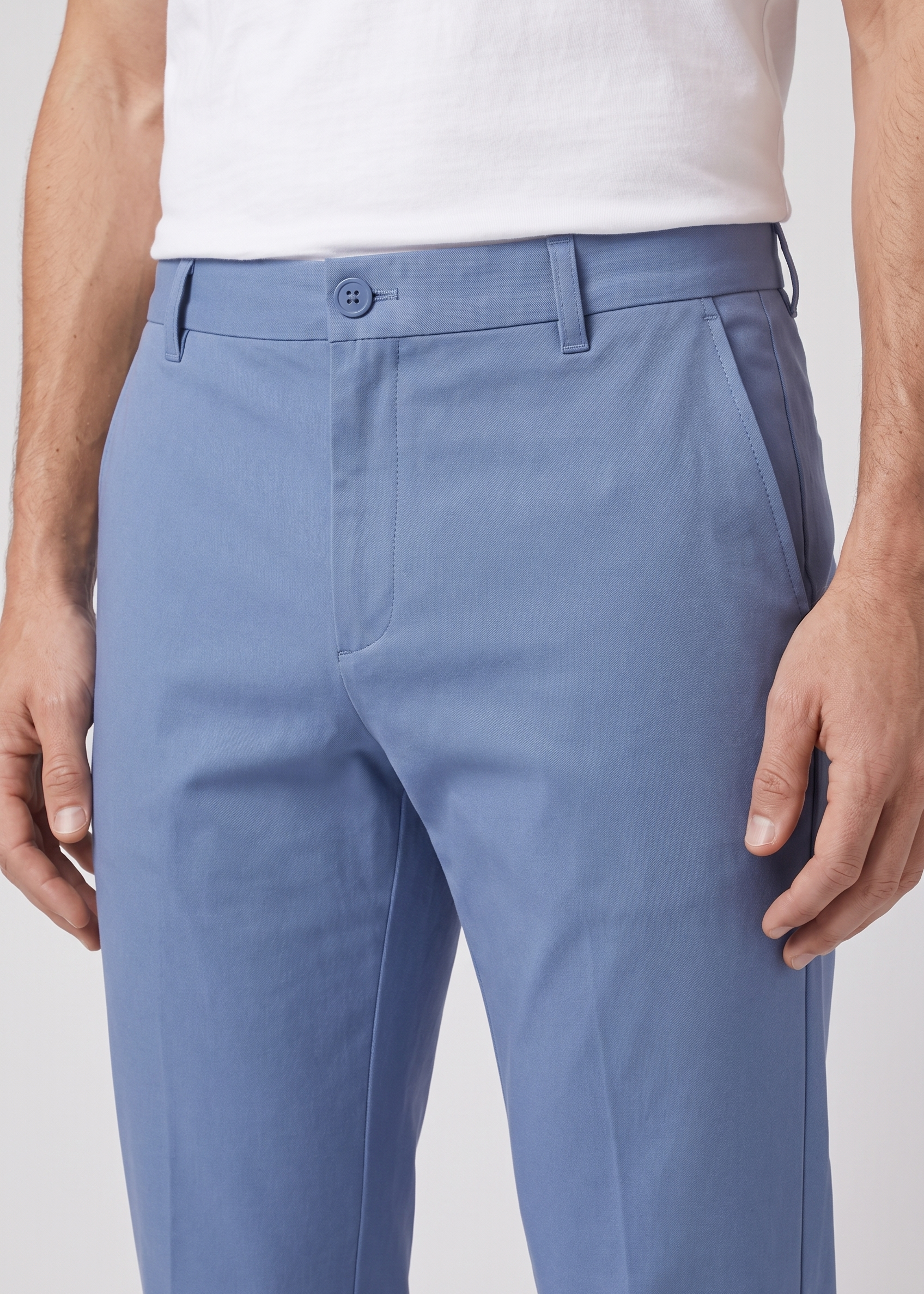 Chino Pants Cloud Blue MONVALERE, detail