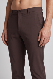 Chino Pants Espresso MONVALERE, detail