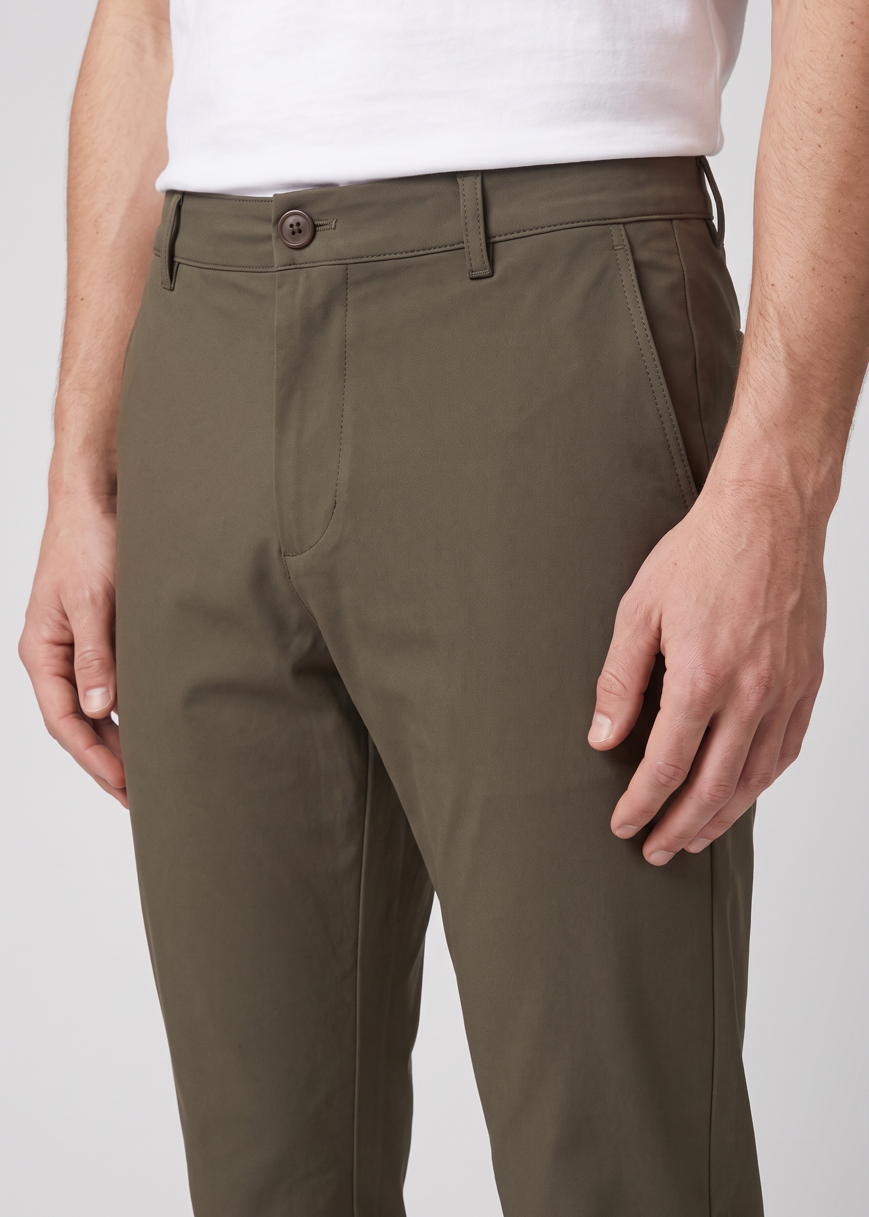 Chino Pants Olive MONVALERE, detail
