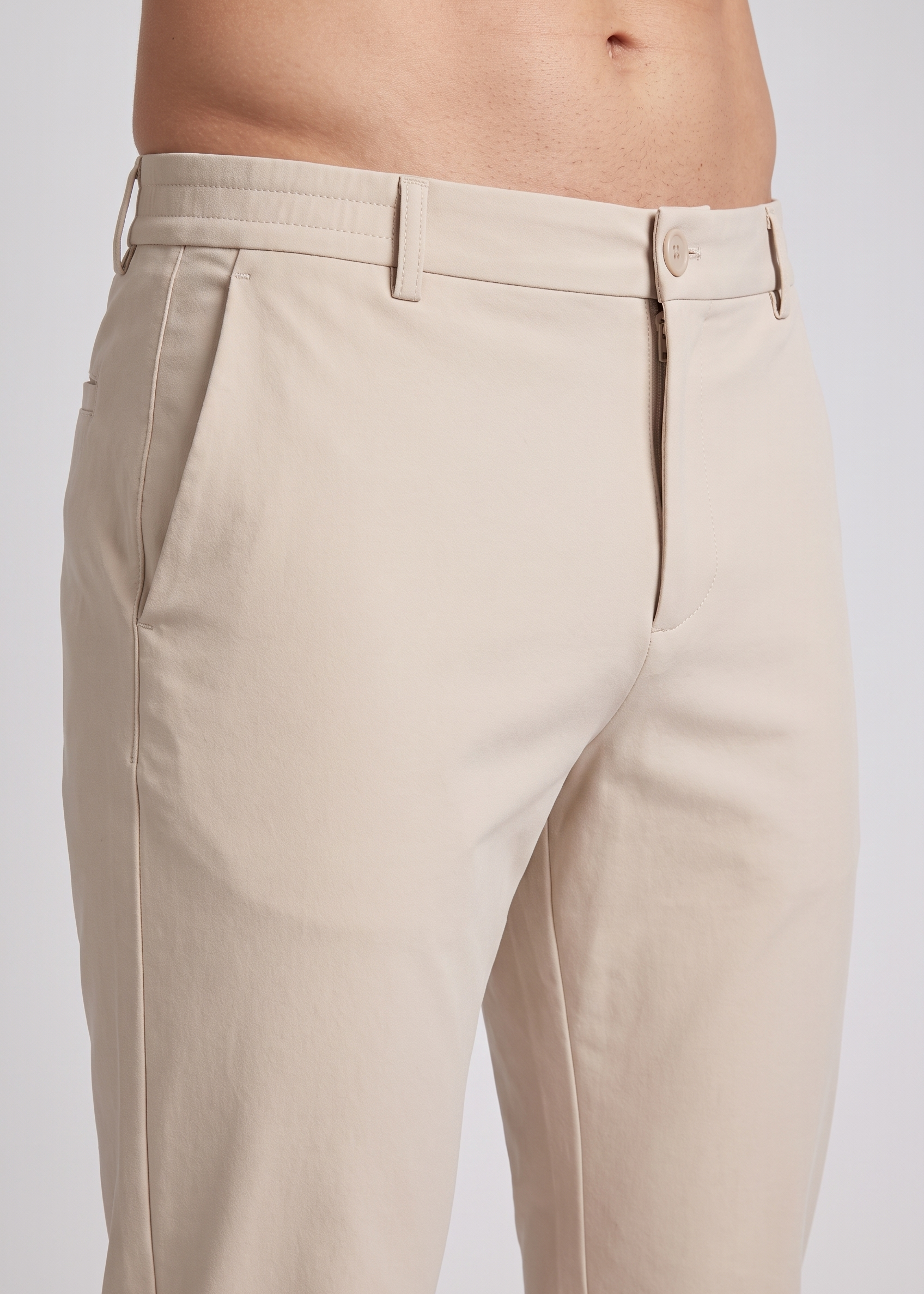 Chino Pants Sand MONVALERE, detail