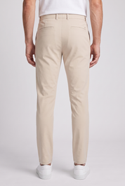 Chino Pants Sand MONVALERE, vue de dos