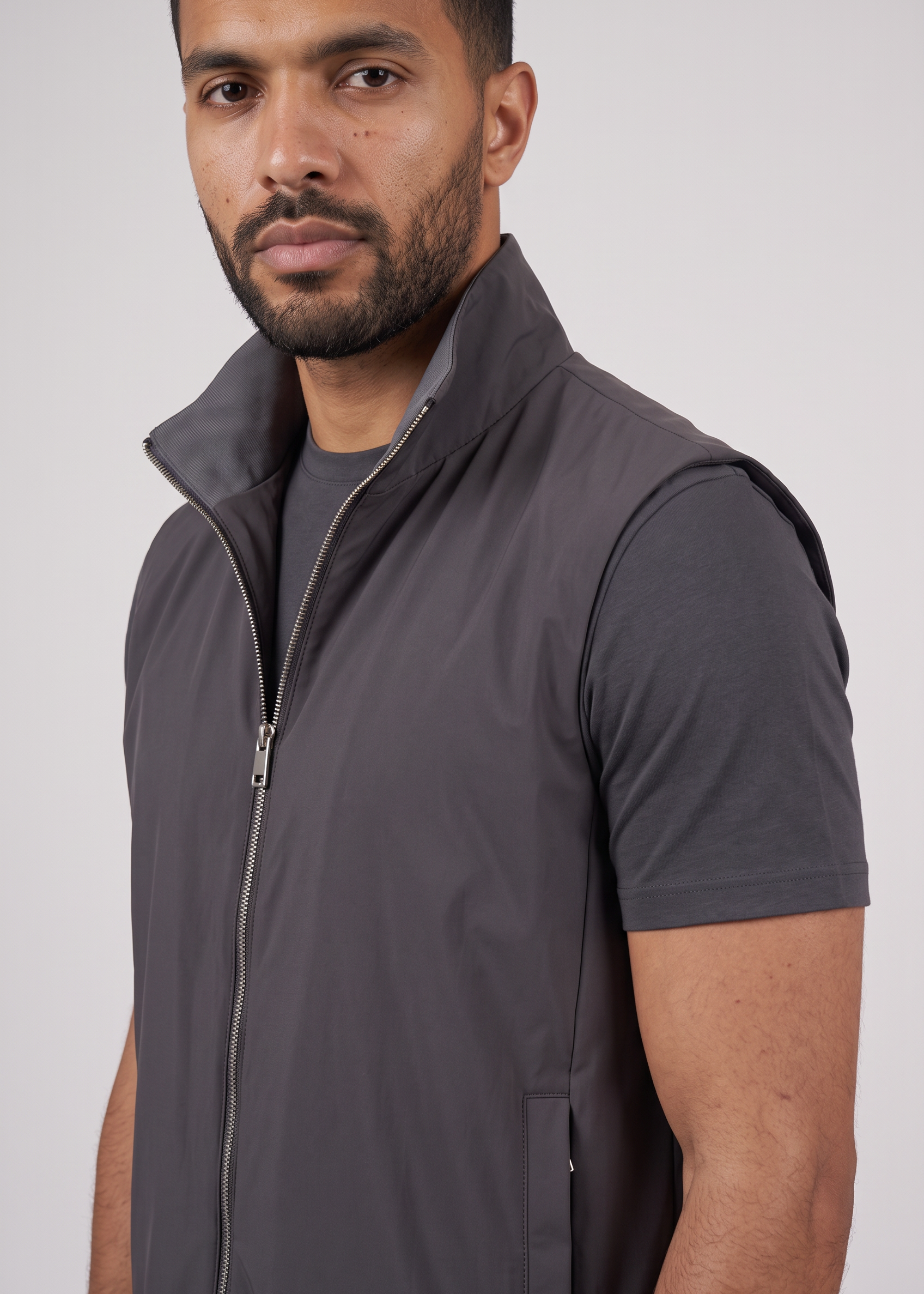 Bundle D.Grey Black MONVALERE, detail
