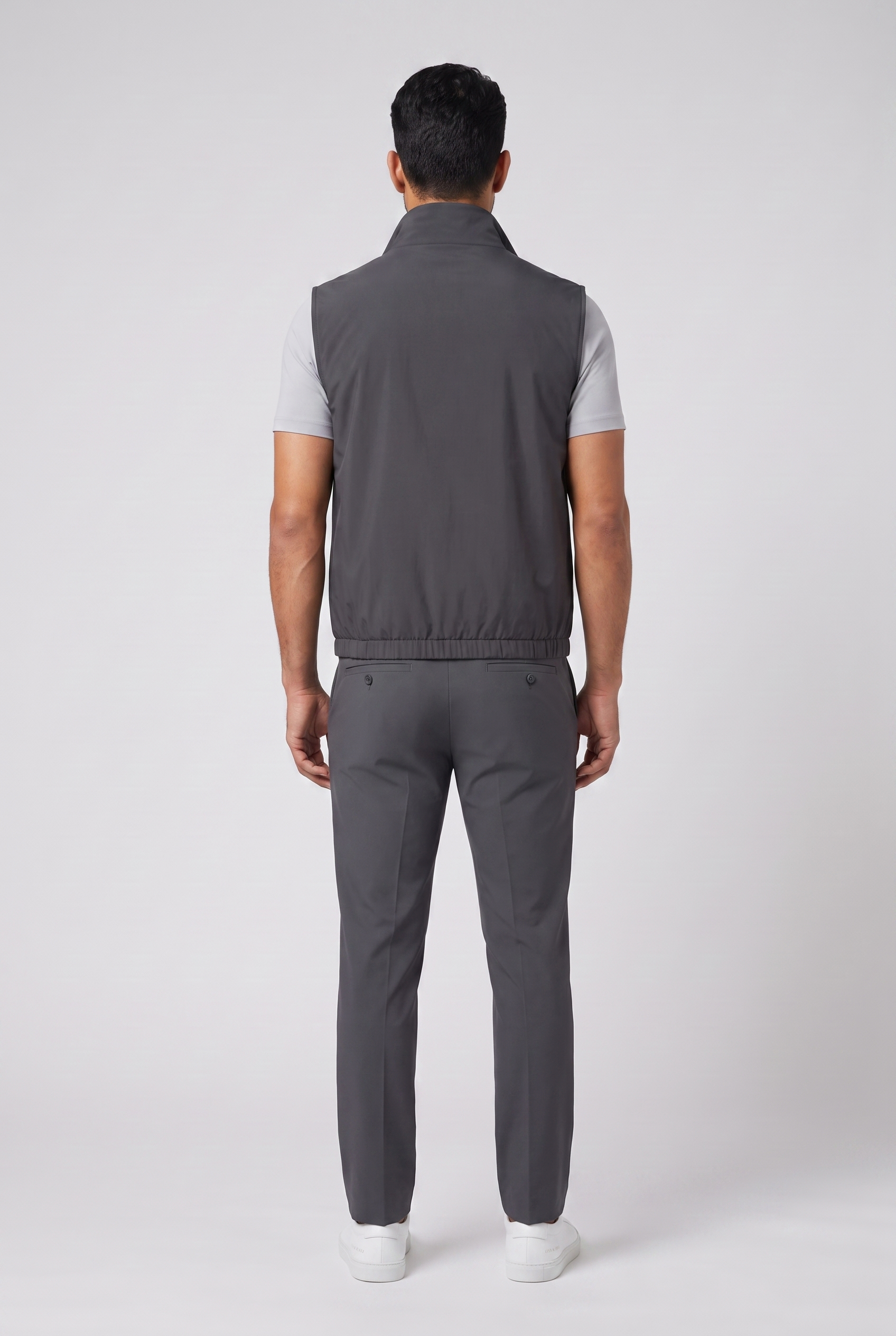 Bundle D.Grey L.Grey MONVALERE, vue de dos