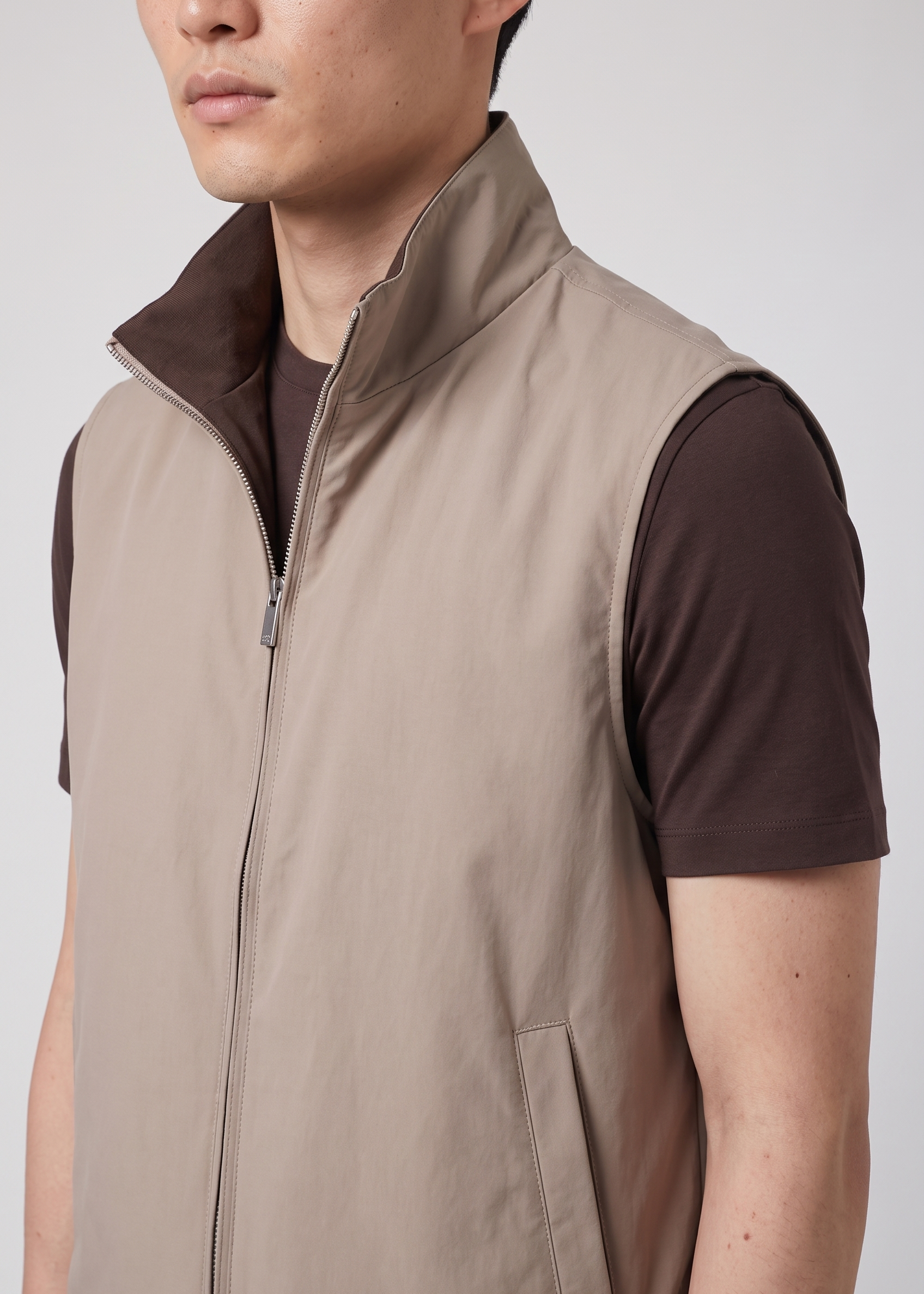 Bundle Espresso Falcon T-Shirt MONVALERE, detail