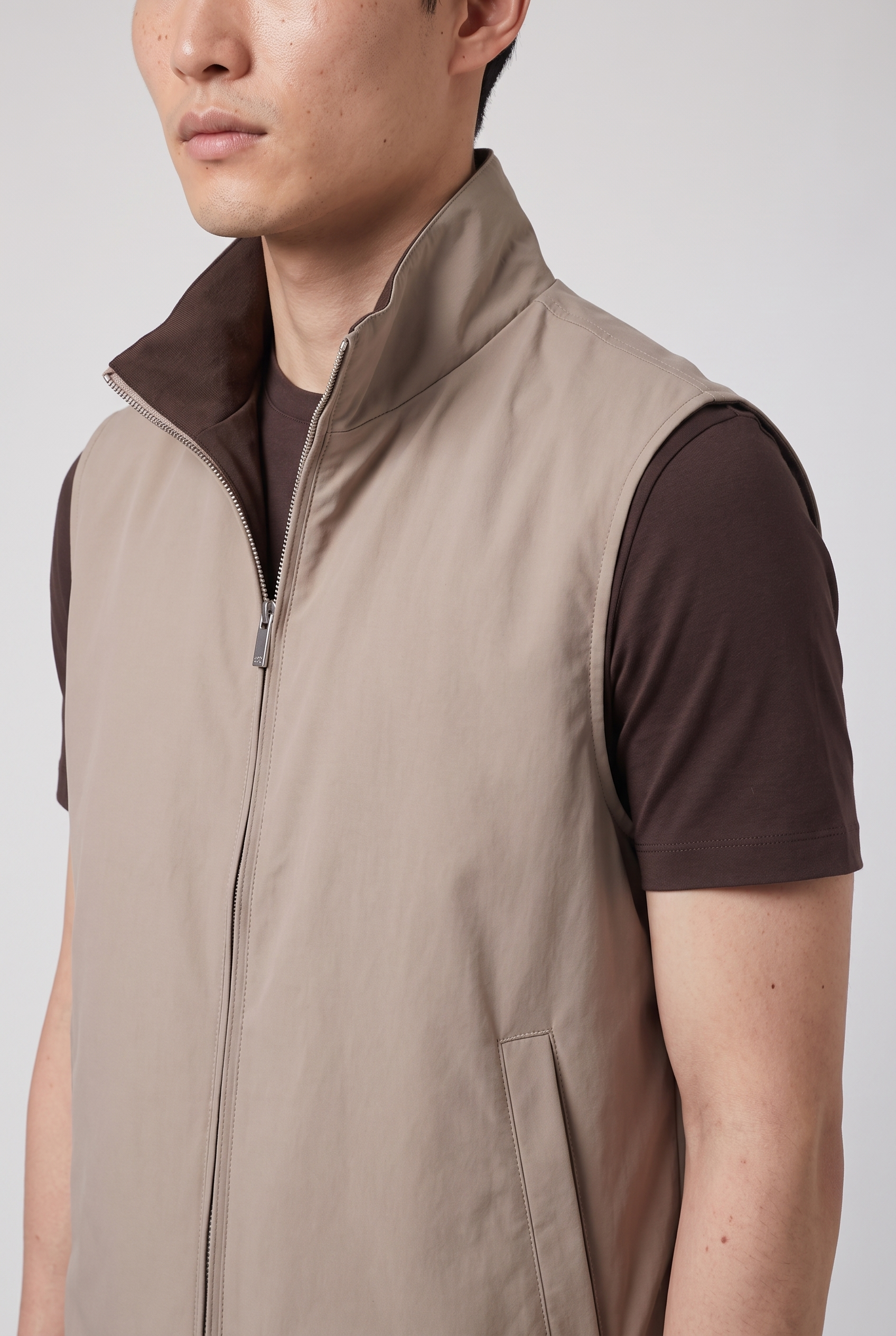 Bundle Espresso Falcon T-Shirt MONVALERE, detail