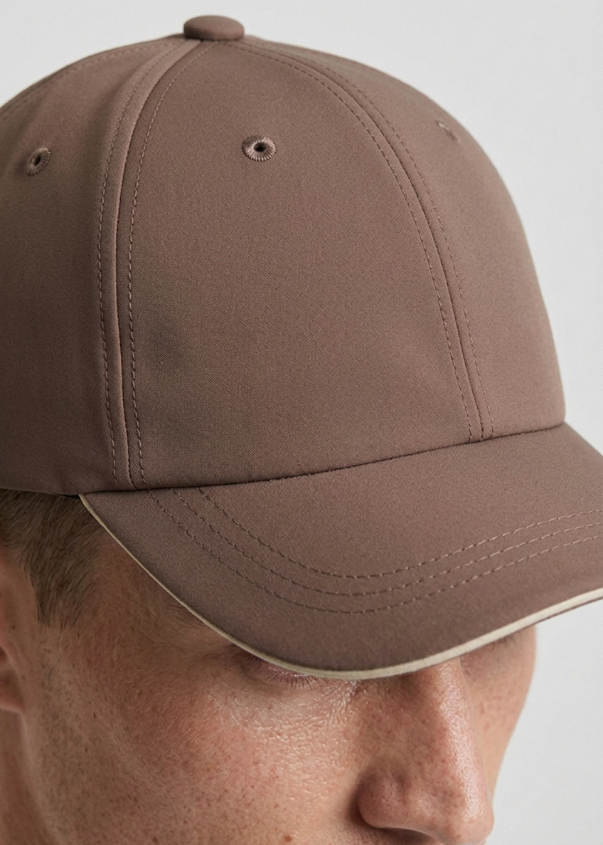 Microfibre Cap Espresso MONVALERE, detail